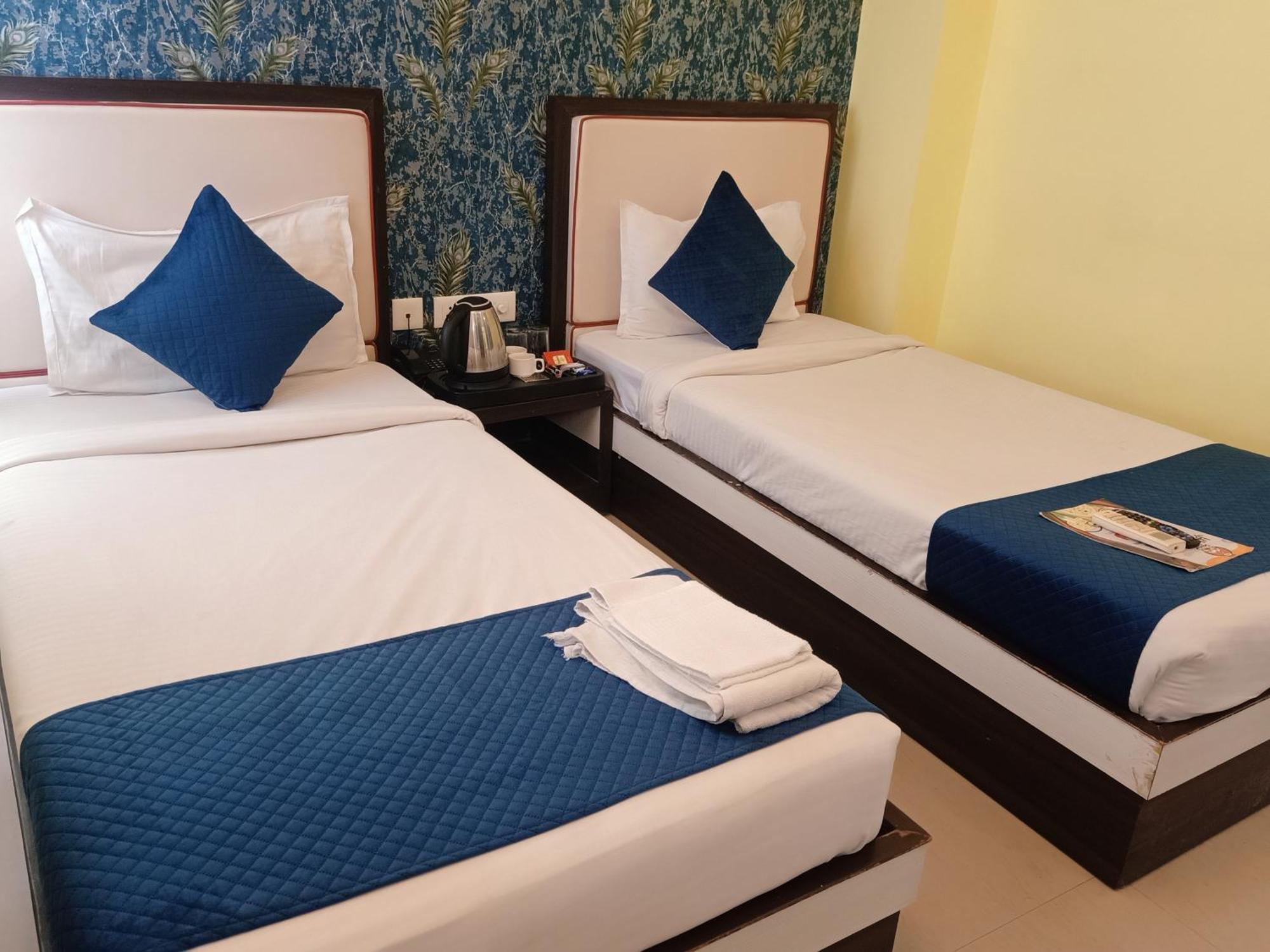 Hotel Janki International Sigra 2 Km From Kashi Vishwanath Temple バラナシ エクステリア 写真